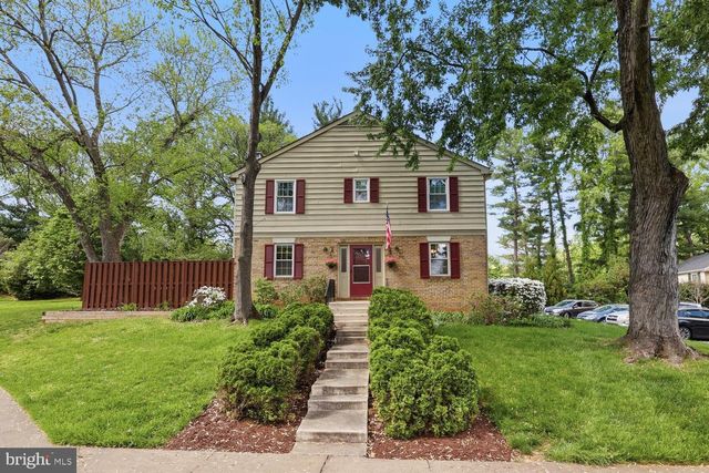9632 LINDENBROOK ST, Fairfax, VA 22031