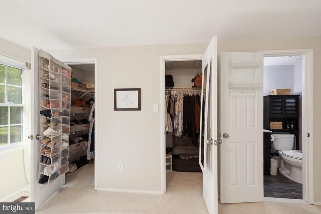 9632 LINDENBROOK ST, Fairfax, VA 22031