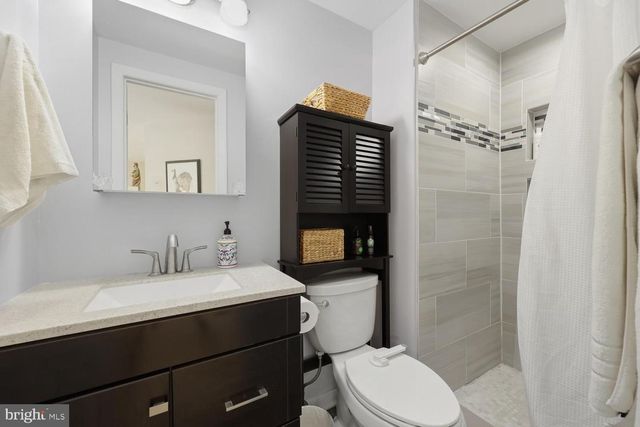9632 LINDENBROOK ST, Fairfax, VA 22031