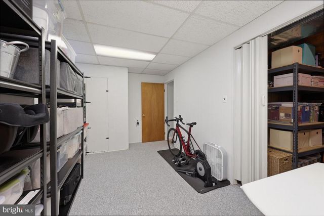 9632 LINDENBROOK ST, Fairfax, VA 22031