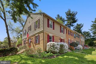 9632 LINDENBROOK ST, Fairfax, VA 22031