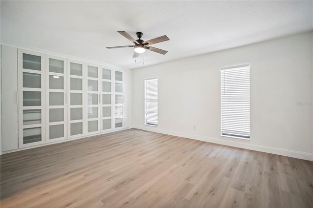 1218 LORNEWOOD DRIVE, Valrico, FL 33596