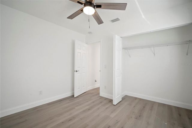 1218 LORNEWOOD DRIVE, Valrico, FL 33596