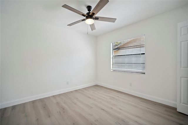 1218 LORNEWOOD DRIVE, Valrico, FL 33596
