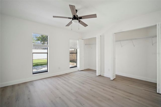 1218 LORNEWOOD DRIVE, Valrico, FL 33596