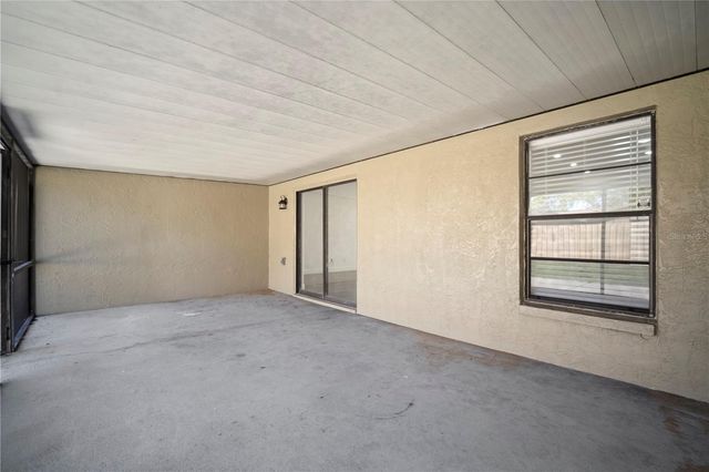 1218 LORNEWOOD DRIVE, Valrico, FL 33596