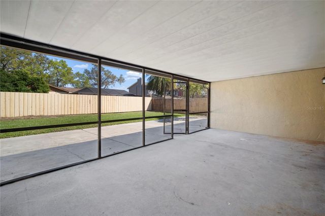 1218 LORNEWOOD DRIVE, Valrico, FL 33596