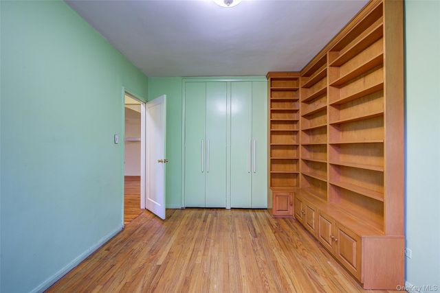 3240 91 Street 309, East Elmhurst, NY 11369