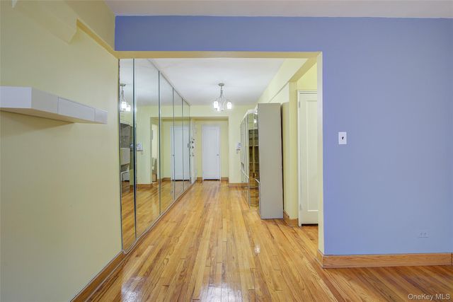 3240 91 Street 309, East Elmhurst, NY 11369