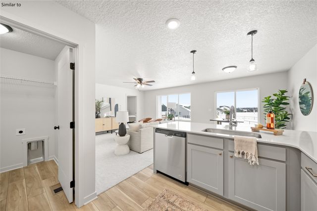 2513 11th Street NE, Bondurant, IA 50035