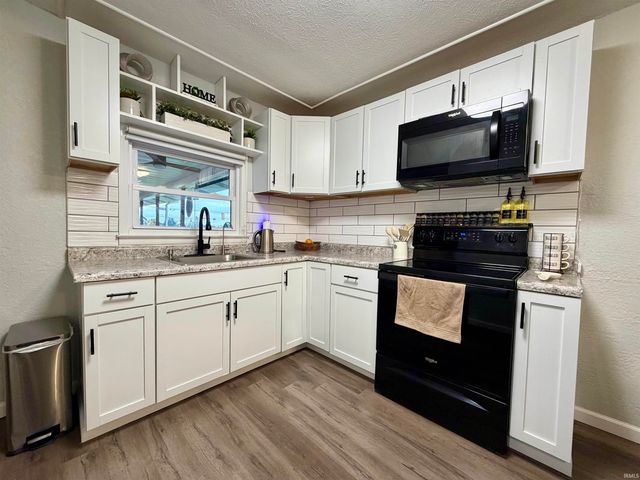 22043 County Road 38, Goshen, IN 46526