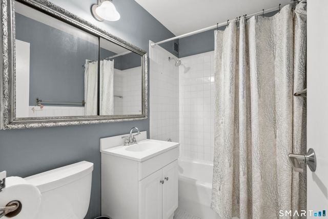 50 Glenbrook Road 8H, Stamford, CT 06902