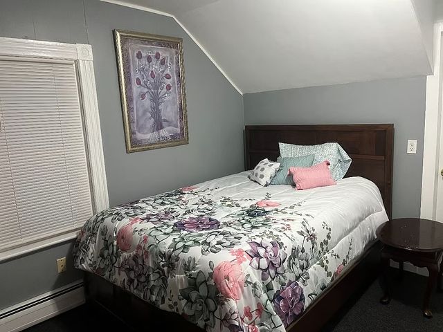 1040 Cranston Street, Cranston, RI 02910