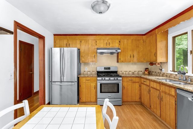 170 David Rd, Franklin, MA 02038