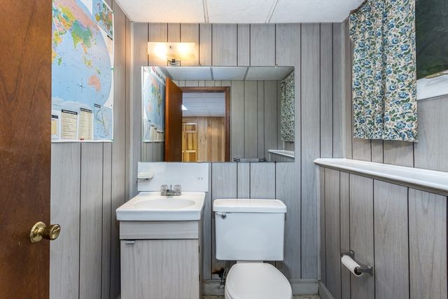 170 David Rd, Franklin, MA 02038