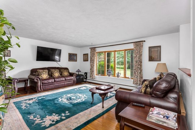 170 David Rd, Franklin, MA 02038