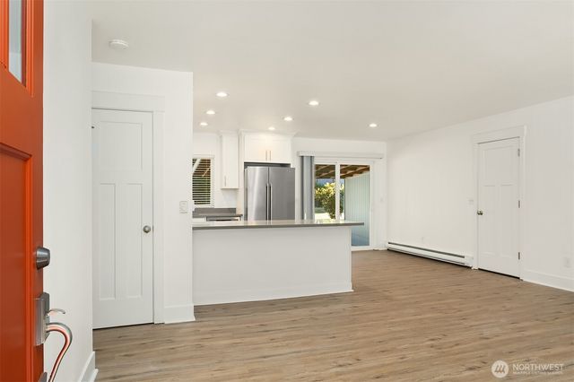 4910 NE 7th Street, Renton, WA 98059