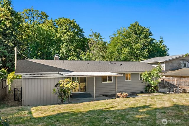 4910 NE 7th Street, Renton, WA 98059