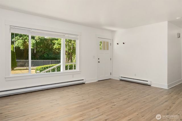 4910 NE 7th Street, Renton, WA 98059