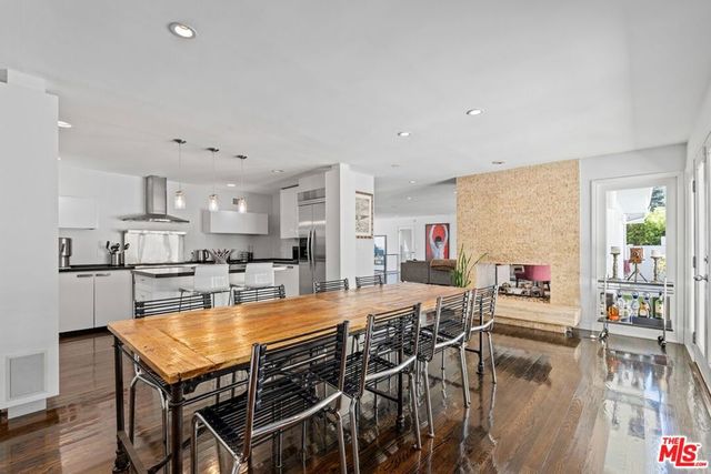 7561 Devista Drive, Los Angeles, CA 90046
