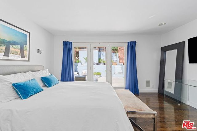 7561 Devista Drive, Los Angeles, CA 90046