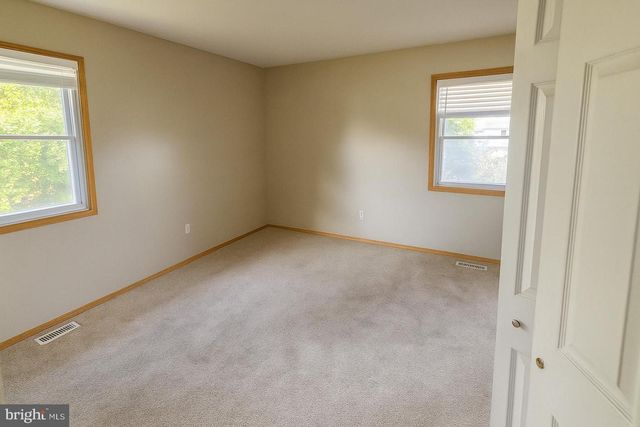 16 ECHOHILL LN, Willingboro, NJ 08046