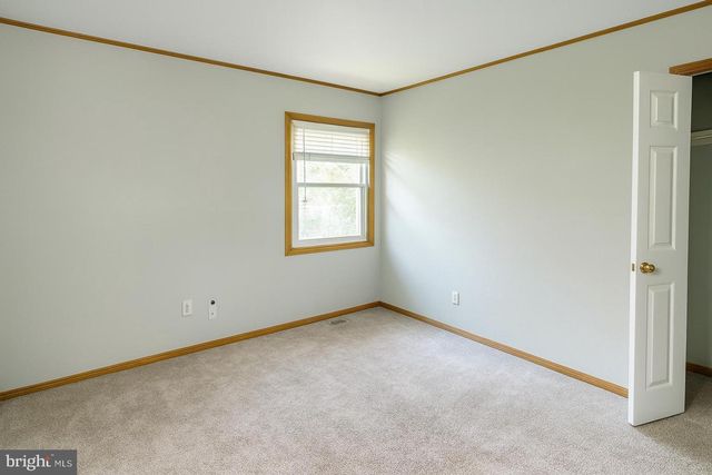 16 ECHOHILL LN, Willingboro, NJ 08046