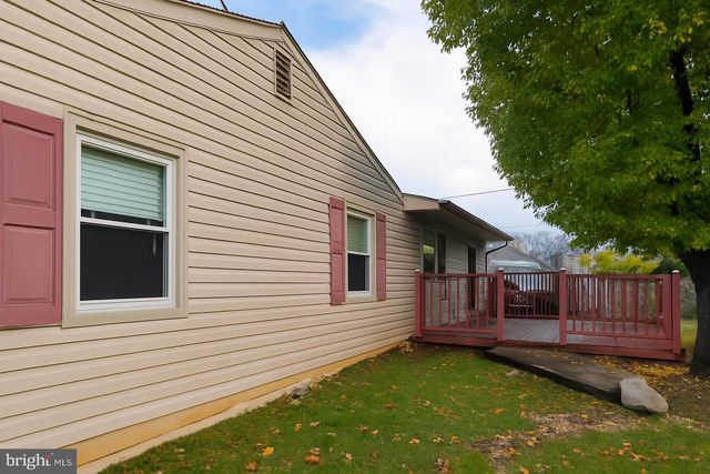 16 ECHOHILL LN, Willingboro, NJ 08046