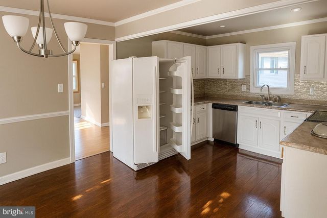 16 ECHOHILL LN, Willingboro, NJ 08046