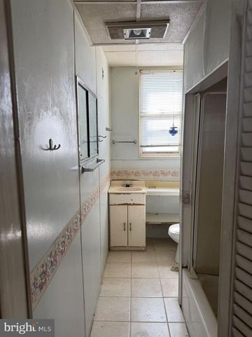 3531 ESTHER PL, Baltimore, MD 21224