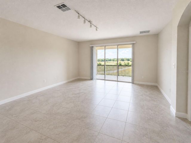 505 OCEAN COURSE AVENUE 505, Davenport, FL 33896