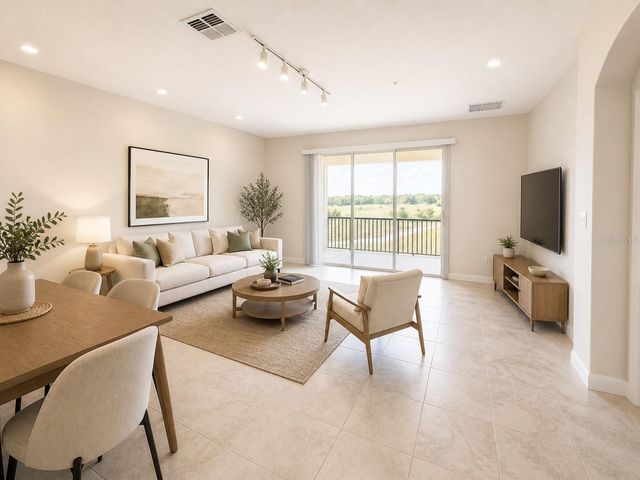 505 OCEAN COURSE AVENUE 505, Davenport, FL 33896