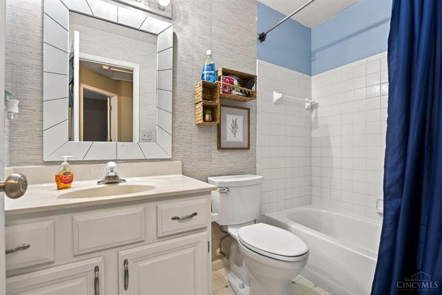 8858 Steeplechase Way, West Chester, OH 45069