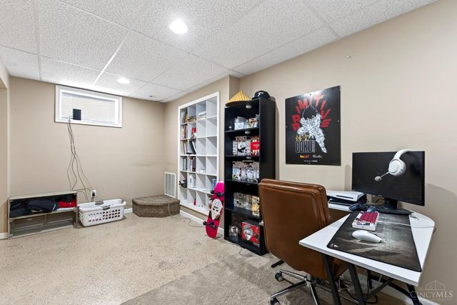 8858 Steeplechase Way, West Chester, OH 45069