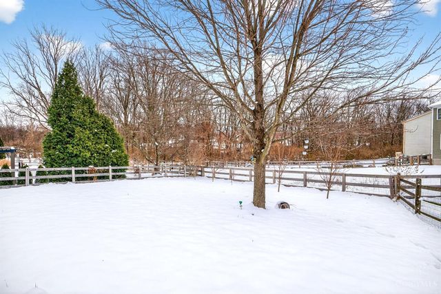 8858 Steeplechase Way, West Chester, OH 45069