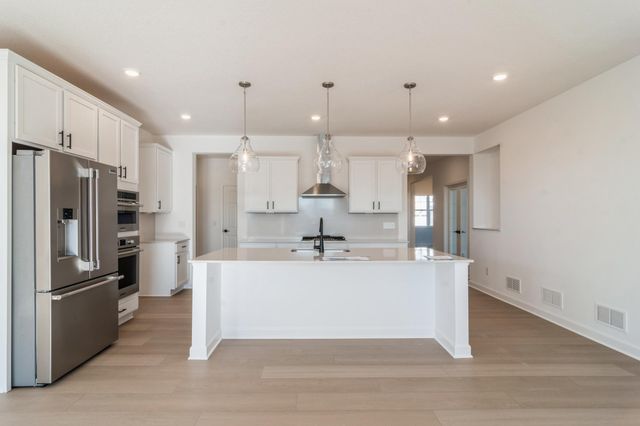 7129 201st Street W, Lakeville, MN 55044