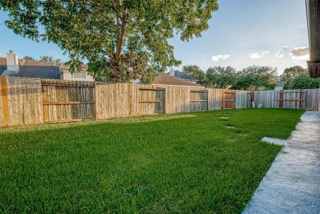 1419 Kyle Hill Lane, Sugar Land, TX 77479