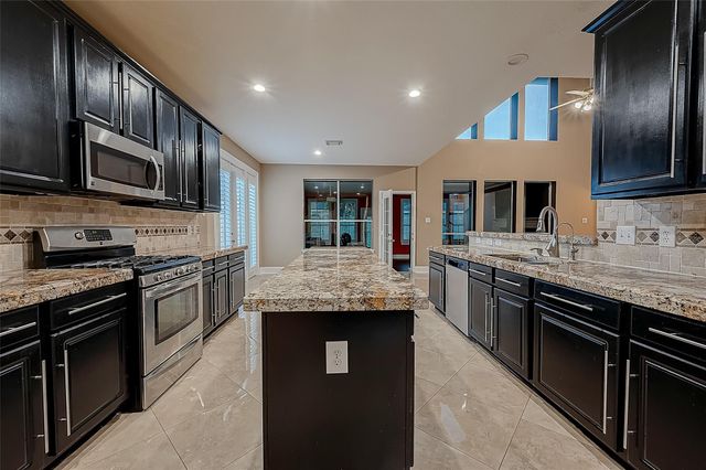 1419 Kyle Hill Lane, Sugar Land, TX 77479