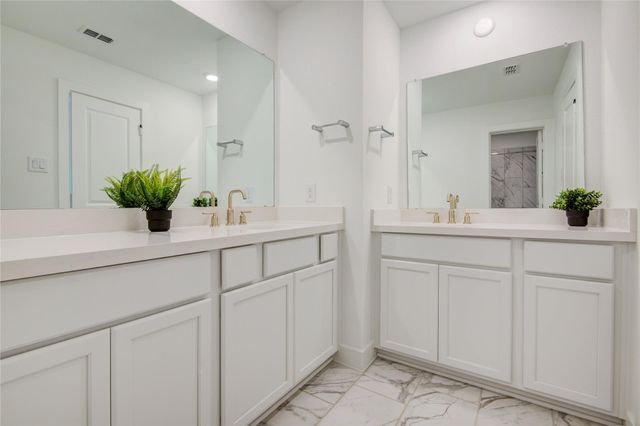 21803 Fitzroy Manor Lane, Cypress, TX 77433