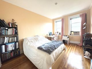 382 Riverway 8, Boston, MA 02115