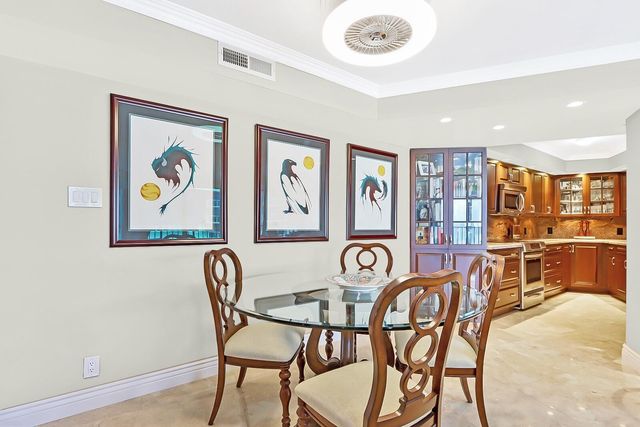 5420 N Ocean Drive 1703, Singer Island, FL 33404