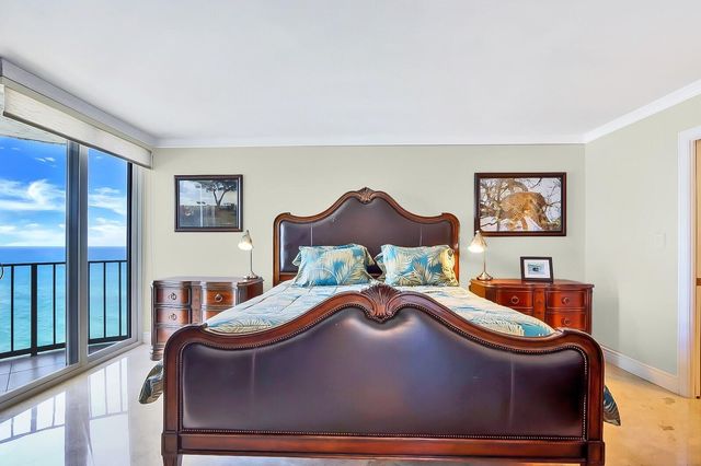 5420 N Ocean Drive 1703, Singer Island, FL 33404