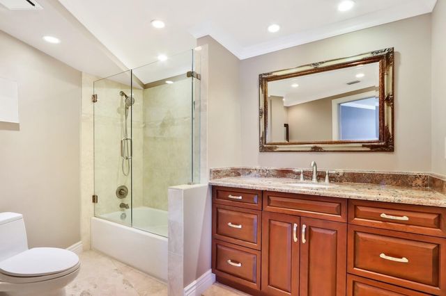 5420 N Ocean Drive 1703, Singer Island, FL 33404