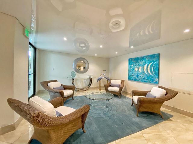 5420 N Ocean Drive 1703, Singer Island, FL 33404