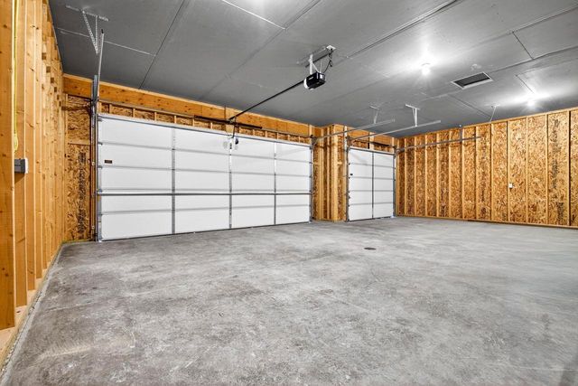 N9273 CONSTELLATION DRIVE, Appleton, WI 54915