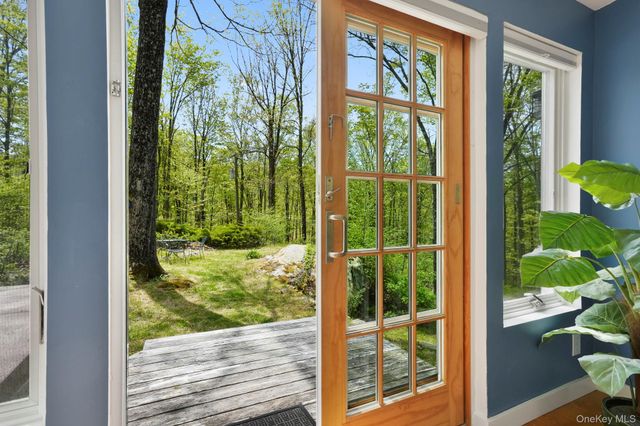 44 Tompkins Road, Carmel, NY 10512