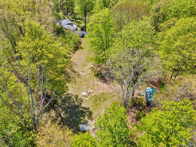 44 Tompkins Road, Carmel, NY 10512