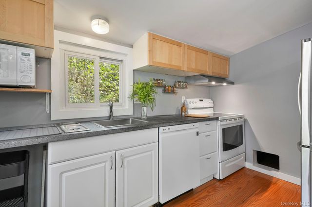 44 Tompkins Road, Carmel, NY 10512