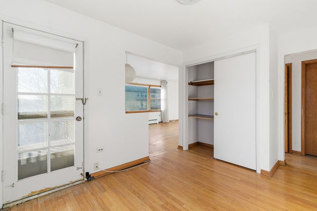 3001 N PARIS Avenue 207, River Grove, IL 60171