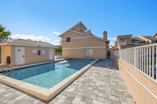 4011 Coral Springs Drive 4011, Coral Springs, FL 33065